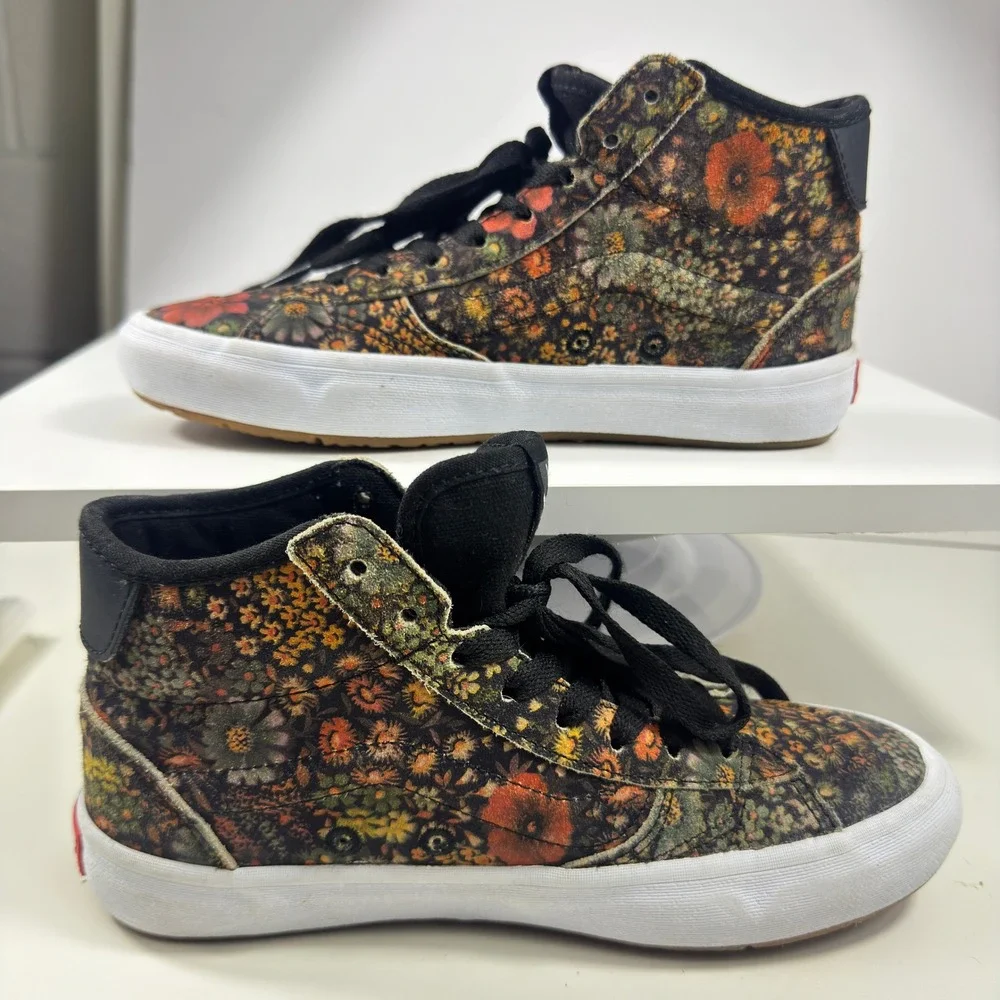 Vans The Lizzie Armanto Skate Shoes Womens Size 6 Floral High Top Sneakers